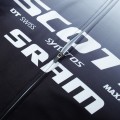 Ensemble cuissard vélo et maillot cyclisme hiver pro SCOTT SRAM 2023