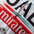 Ensemble cuissard vélo et maillot cyclisme équipe pro UAE EMIRATES Portugal 2023 Aero Mesh