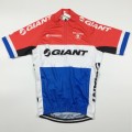 Ensemble cuissard vélo et maillot cyclisme Giant