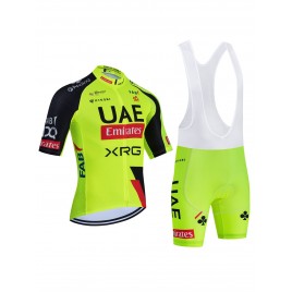 Ensemble cuissard vélo et maillot cyclisme équipe pro UAE Team Emirates – XRG 2026 Aero Mesh Fluo Ensemble cuissard vélo et maillot cyclisme équipe pro UAE Team Emirates – XRG 2026 Aero Mesh Fluo