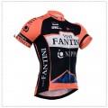 Ensemble cuissard vélo et maillot cyclisme équipe pro Nippo Vini Fantini