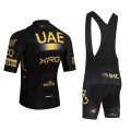 Ensemble cuissard vélo et maillot cyclisme équipe pro UAE Team Emirates – XRG 2026 Aero Mesh Gold édition