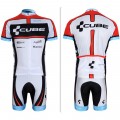 Ensemble cuissard vélo et maillot cyclisme équipe pro Cube Wanty