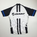 Ensemble cuissard vélo et maillot cyclisme équipe pro Giant