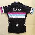 Ensemble cuissard vélo et maillot cyclisme femme Liv