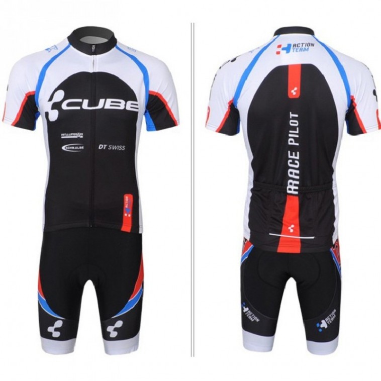 Ensemble cuissard vélo et maillot cyclisme équipe pro Cube Wanty